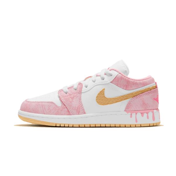 (GS) ARCTIC PUNCH - AIR JORDAN 1 LOW SE - product image from the listing.
