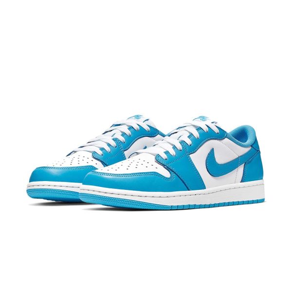 "Powder Blue" Eric Koston x Air Jordan 1 Low SB - product image from the listing.