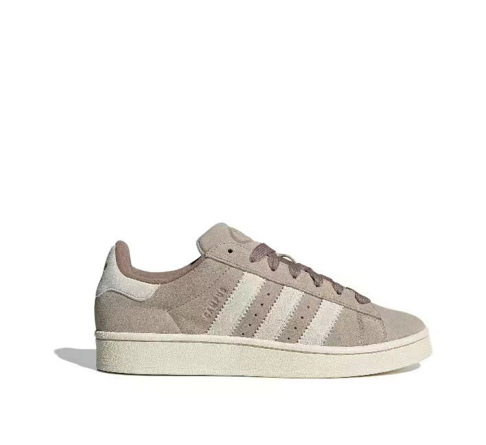 Beige Adidas Campus 00s IG5995 Sneakers - product image from the listing.