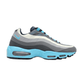 Nike Air Max 95 No Sew Gamme in Blue - product image from the listing.