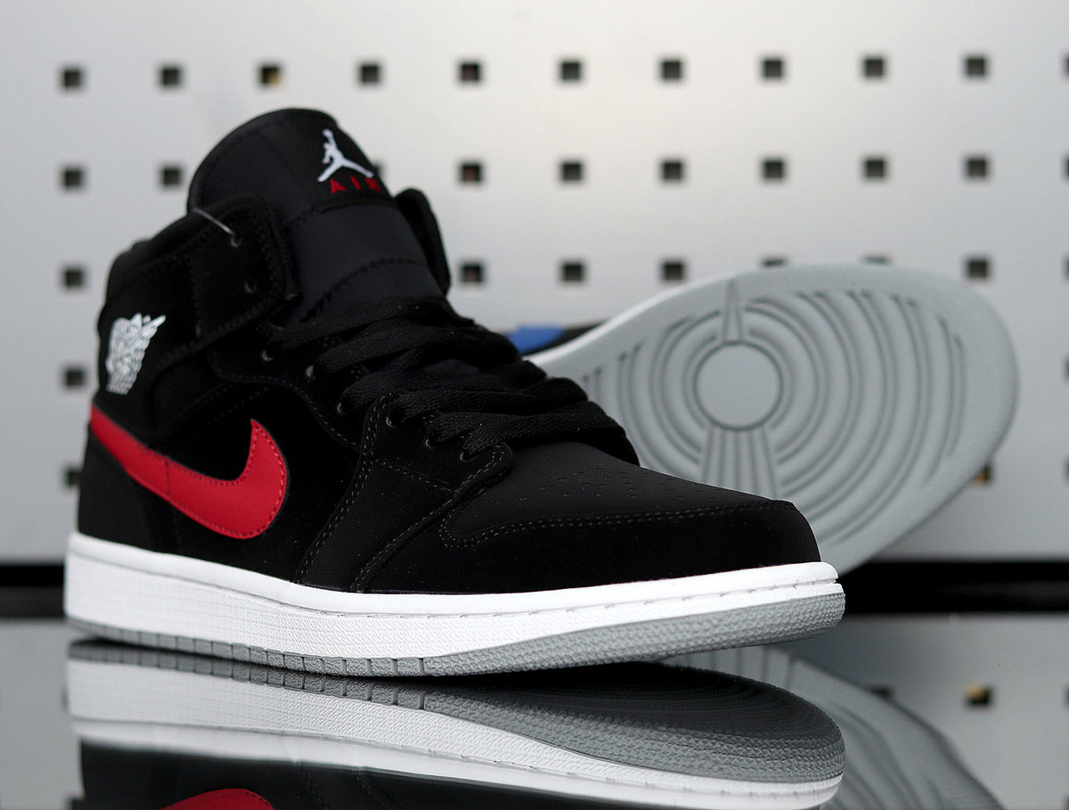 Jordan 1 Retro High Sneakers in Black Red Blue 554725-065 - product image from the listing.