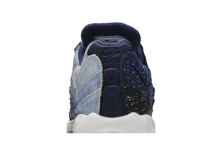 Day And Night - Nike Air Max 95 - product image from the listing.