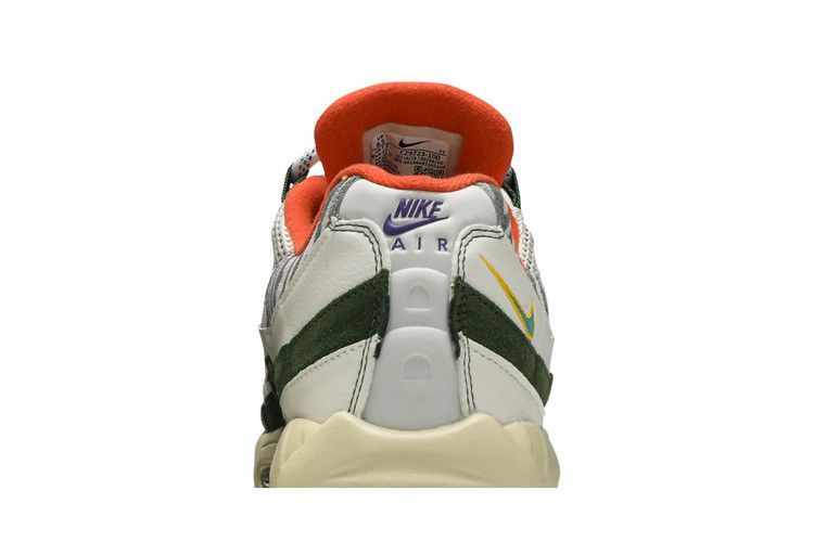Era Safari - Nike Air Max 95 - product image from the listing.