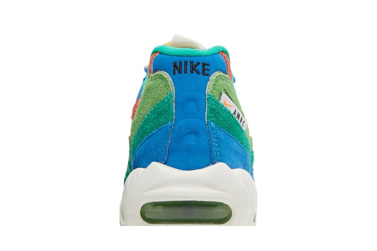 Nike Air Max 95 SE Air Max Running Club Photo in Blue - product image from the listing.