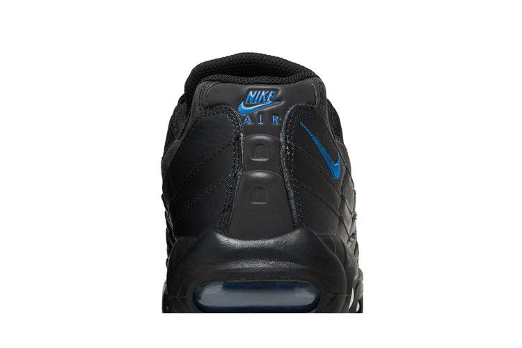 Black Reflective - Nike Air Max 95 - product image from the listing.