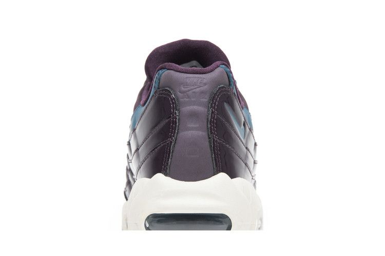Women's Nike Air Max 95 Nocturne Port Wine - product image from the listing.