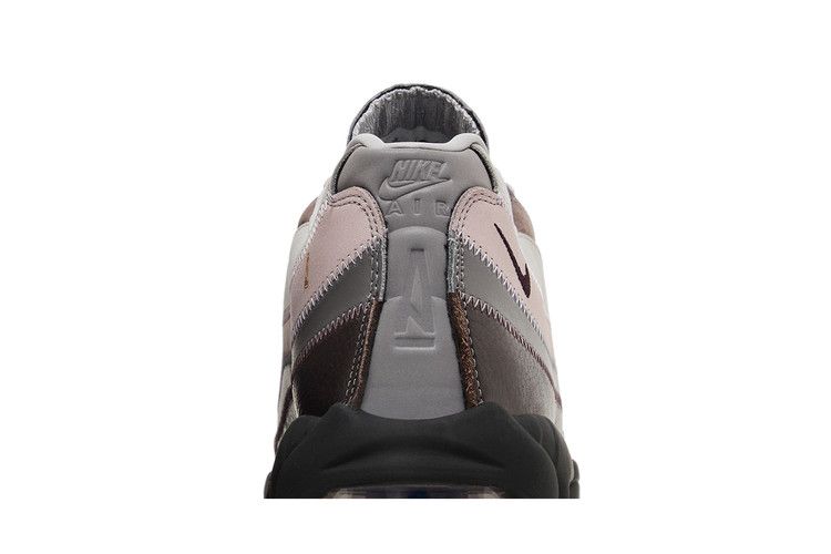 A Ma Maniére While You Were Sleeping - Nike Air Max 95 SP - product image from the listing.