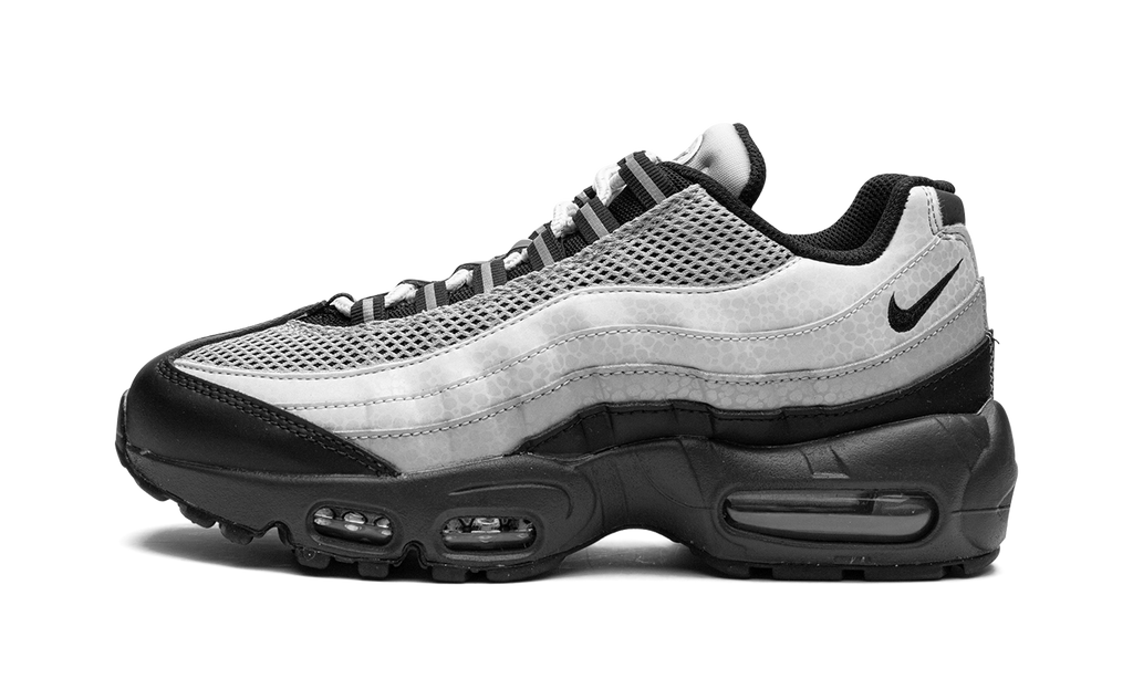 Women's AIR MAX 95 LX "Reflective Safari" DV5581 001 - product image from the listing.