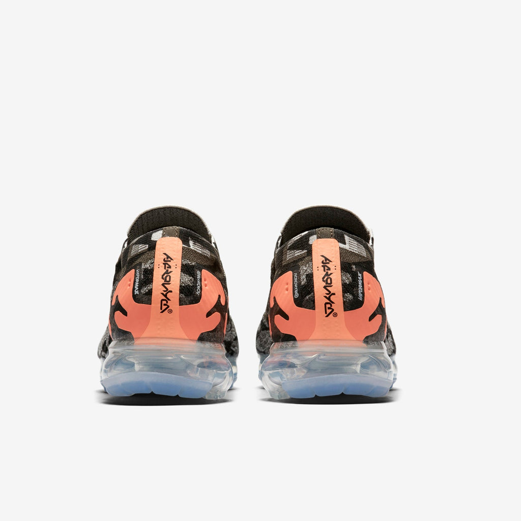 Nike Air VaporMax Moc 2 x ACRONYM in Black Coral AQ0996-102 - product image from the listing.