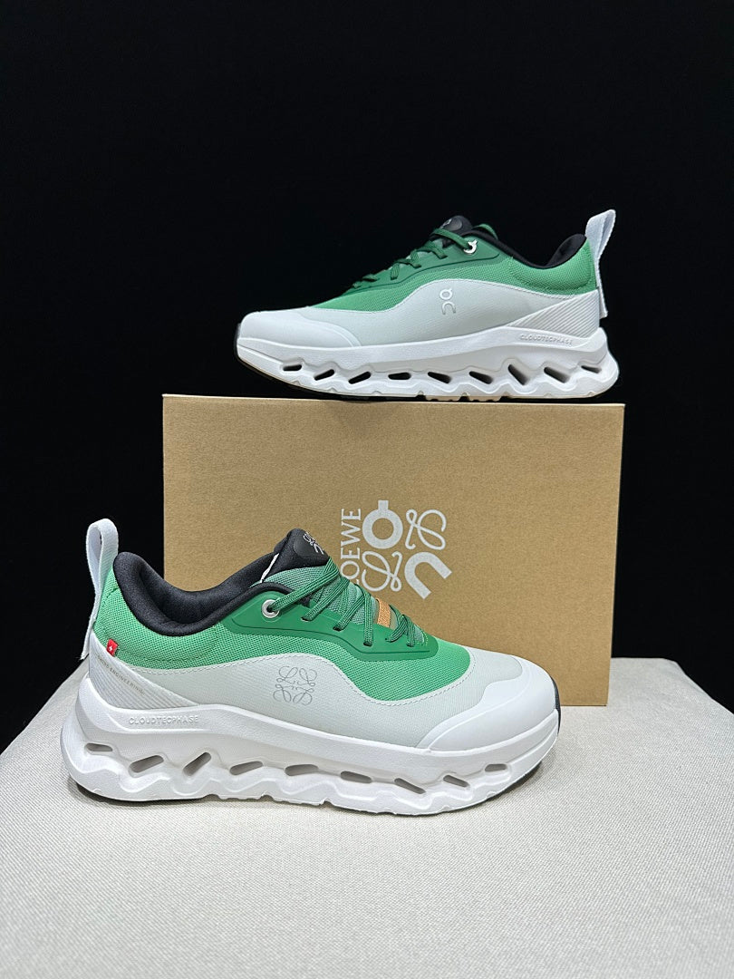 On Cloudtilt 2.0 Green Running-Inspired Trainers - product image from the listing.