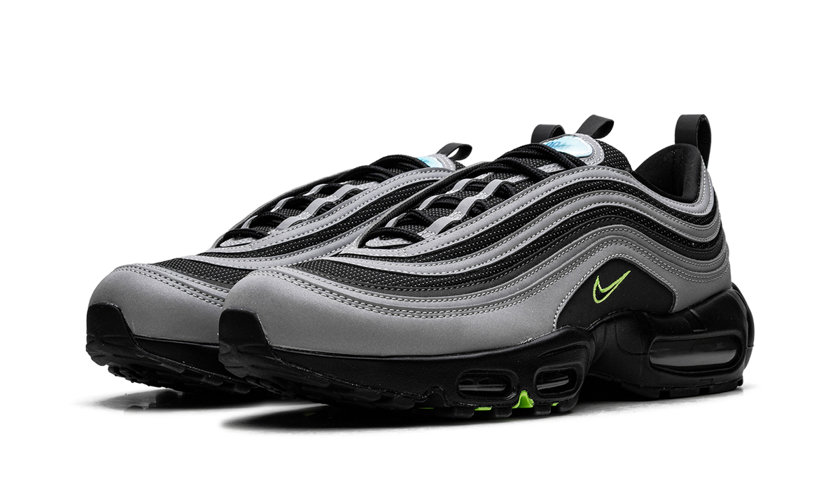 "Ducks of a Feather Lightning" Air Max 95/97 IM2174 001 - product image from the listing.
