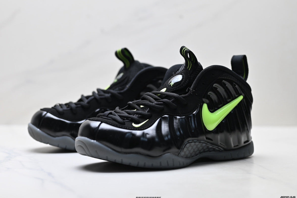 Nike Air Foamposite One Penny Hardaway Sneakers in Black Volt - product image from the listing.