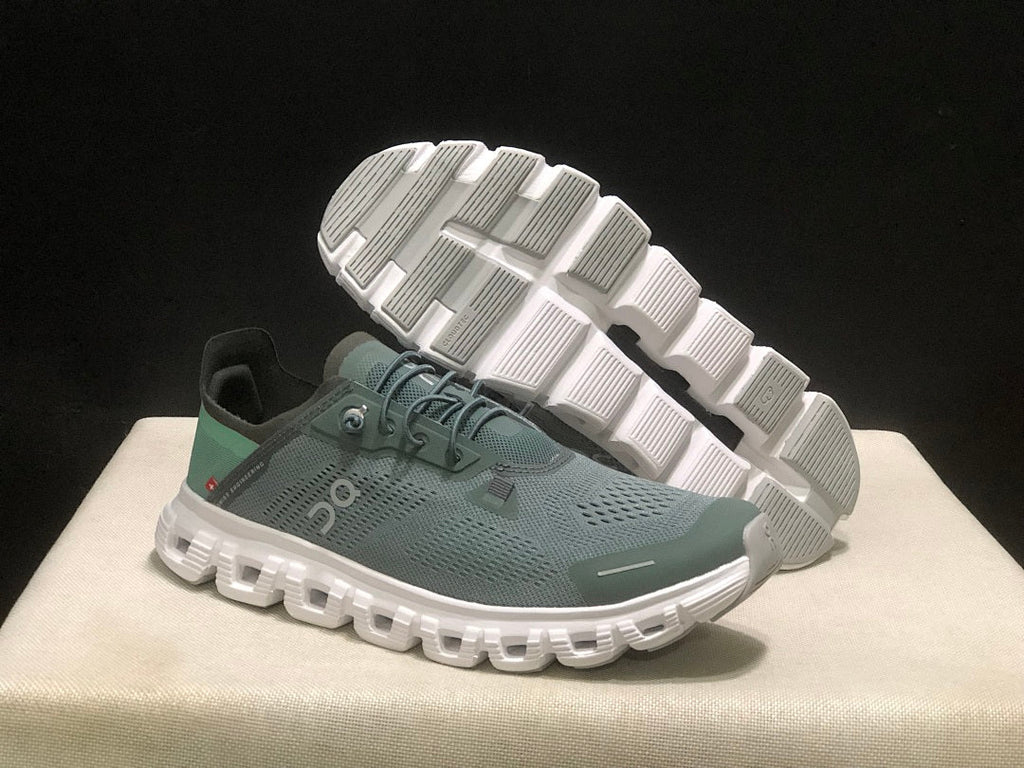 On Cloud 6 Coast Sneakers in Green - product image from the listing.