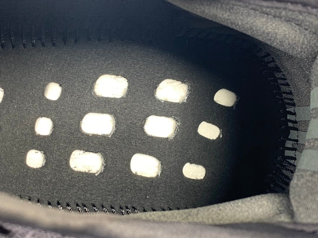 adidas Yeezy Boost 350 V2 Cinder Trainers FY2903 - product image from the listing.