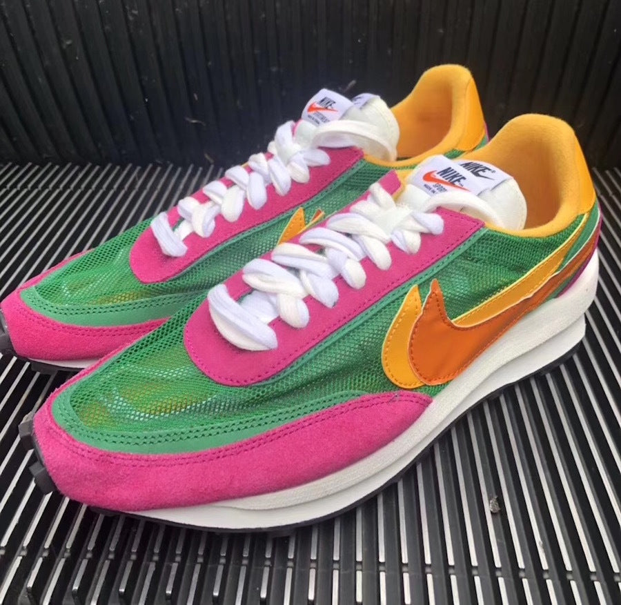 Nike LDV Waffle Sacai BV0073-301 Sneakers in Green Pink - product image from the listing.