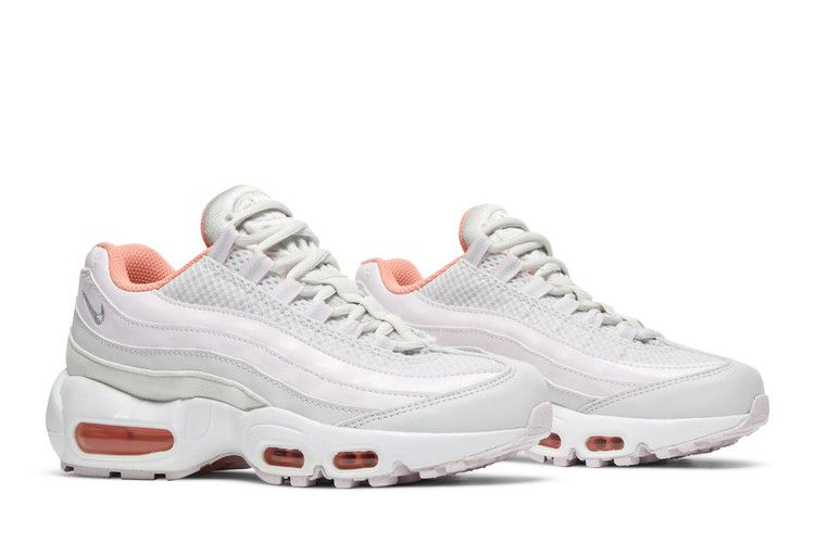 Recraft Light Violet Crimson Bliss (GS) - Nike Air Max 95 - product image from the listing.
