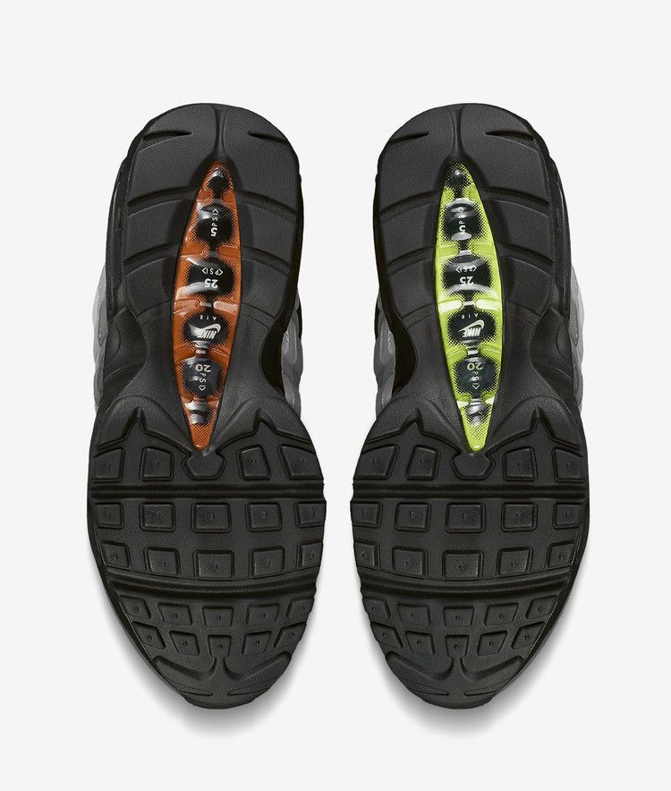 What the Air Max (GS) - Nike Air Max 95 - product image from the listing.