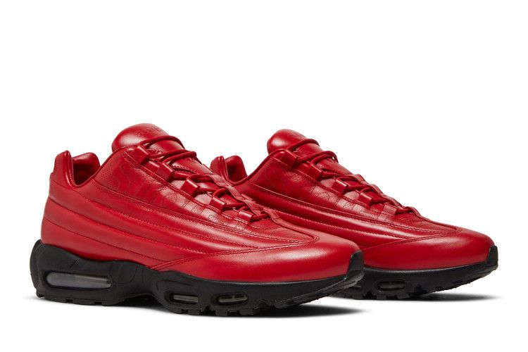 Nike Air Max 95 Lux Supreme in Red - product image from the listing.