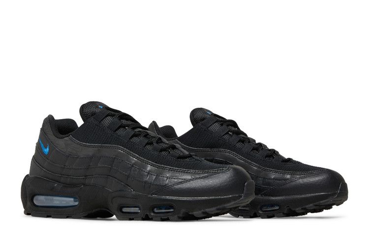 Black Reflective - Nike Air Max 95 - product image from the listing.
