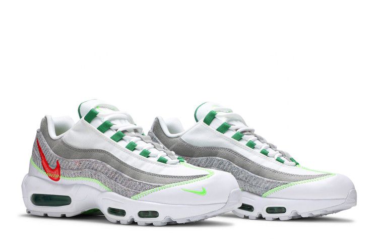 Nike Air Max 95 Recycled White Classic in Green - product image from the listing.