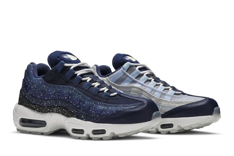 Day And Night - Nike Air Max 95 - product image from the listing.