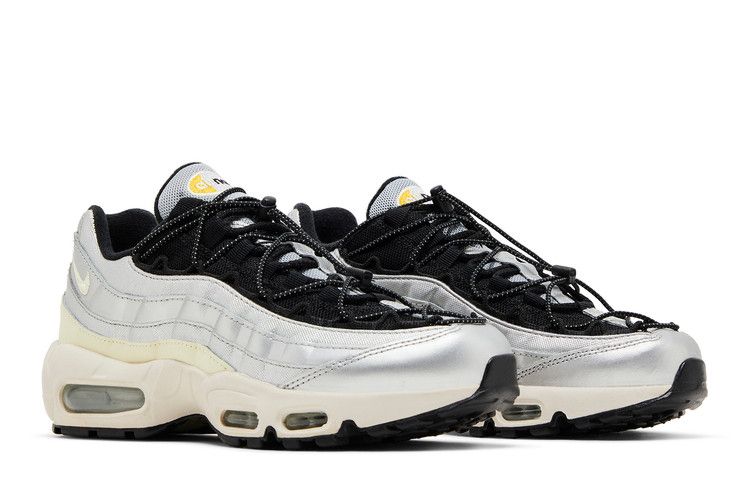 Women's Nike Air Max 95 Toggle Metallic Silver Alabaster - product image from the listing.