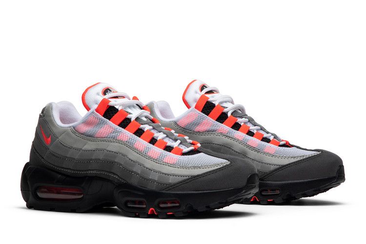 Solar Red (2018) - Nike Air Max 95 OG - product image from the listing.