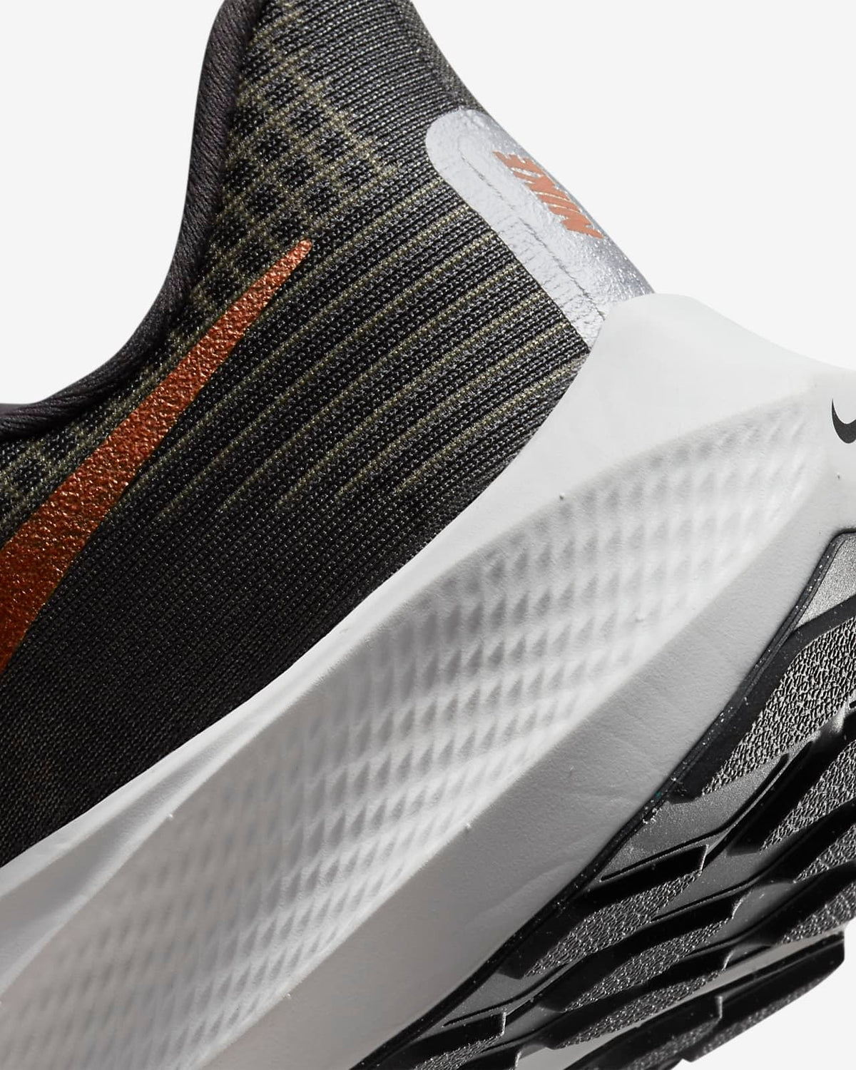 Nike Air Zoom Pegasus 39 Running Shoes in Black Orange DH4072-007 - product image from the listing.