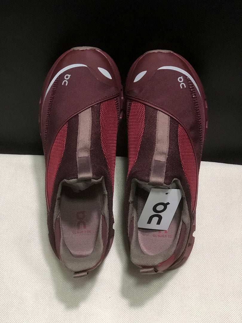 On Cloud X 4 Coast Slip-On Sneakers in Burgundy Red - product image from the listing.