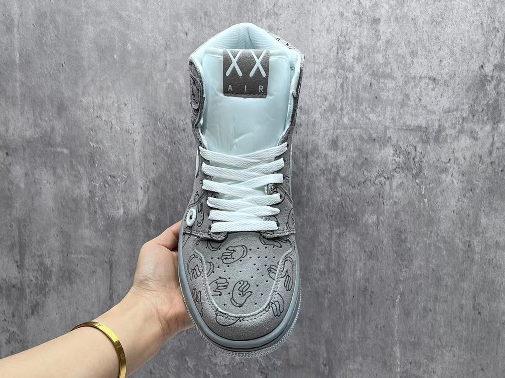 Men's Air Jordan 1 Retro High OG Sneaker - product image from the listing.