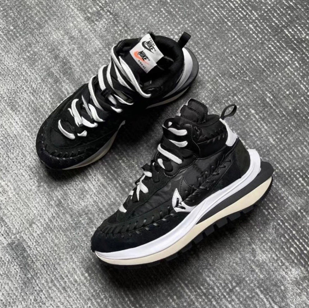 Nike VaporWaffle DH9186-001 Sneakers in Black and White - product image from the listing.