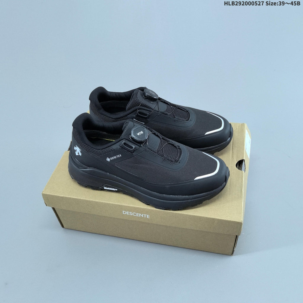 DESCENTE DUALIS PRIME WIRE 2.0 GORE-TEX Trail Footwear - product image from the listing.