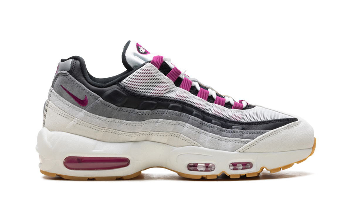 "Cactus Flower" SB Air Max 95 HF7545 100 - product image from the listing.