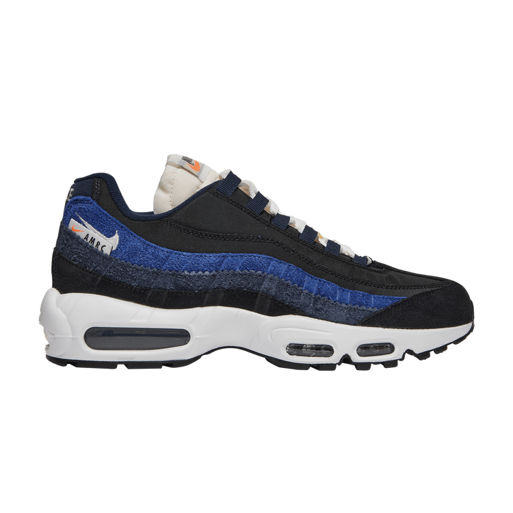 Nike Air Max 95 SE Running Club in Deep Royal Blue - product image from the listing.