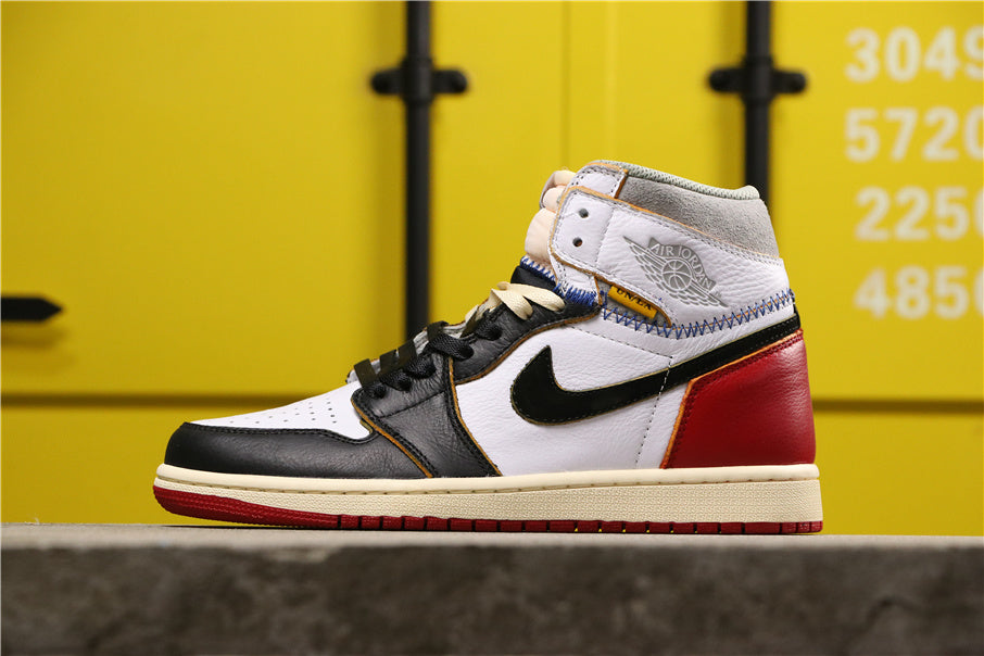 Air Jordan 1 Retro High OG NRG Sneakers White Black Varsity in Red - product image from the listing.