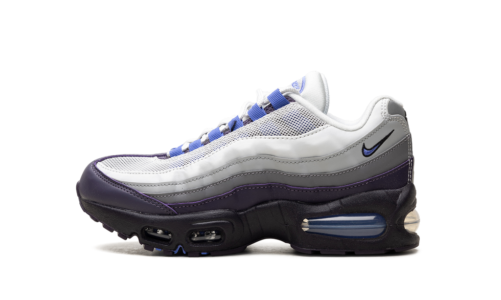"Photon Dust / Sapphire Raisin" Air Max 95 GS II4130 017 - product image from the listing.