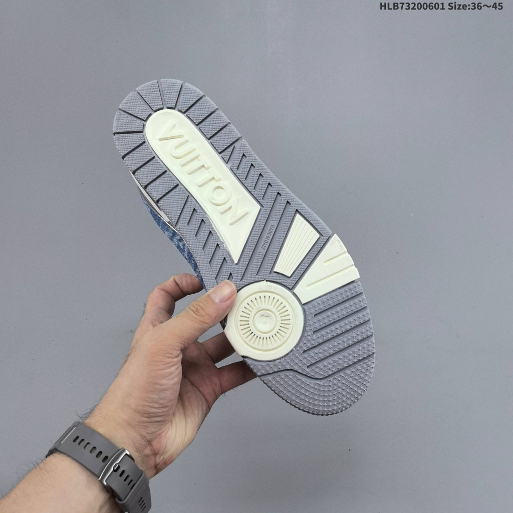 Louis Vuitton Blue Denim-Pattern Low-Cut Sneakers - product image from the listing.