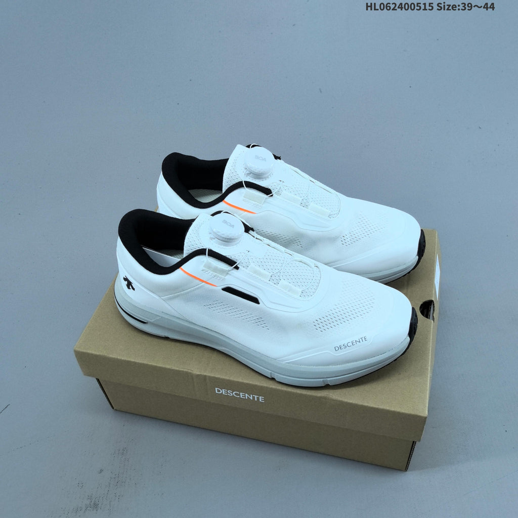 DESCENTE EASE AIR JR BOA Sneakers for Running - product image from the listing.