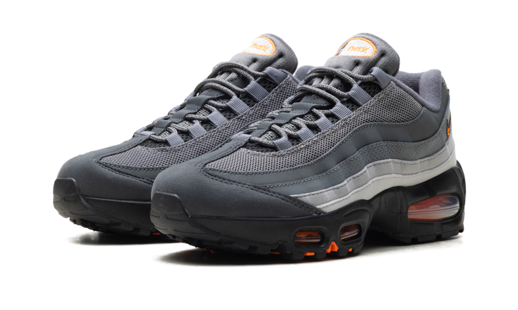 "Big Bubble Black Total Orange" Air Max 95 IV5767 002 - product image from the listing.