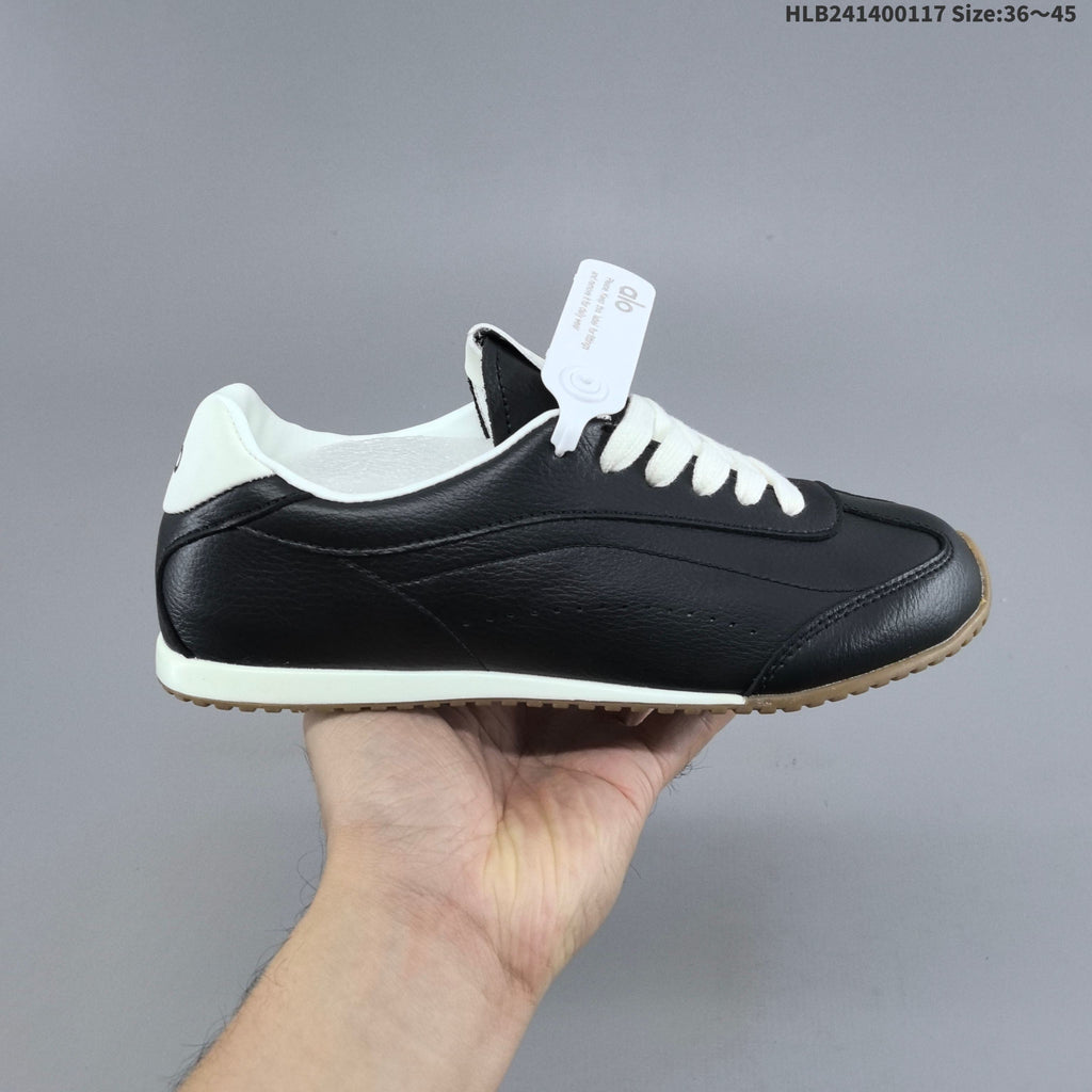 Alo Yoga Sunset Sneaker Low-Cut Casual Shoes - product image from the listing.
