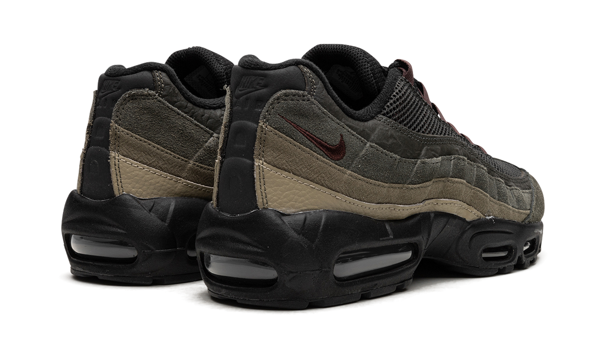"Black Earth" Air Max 95 FD0652 001 - product image from the listing.