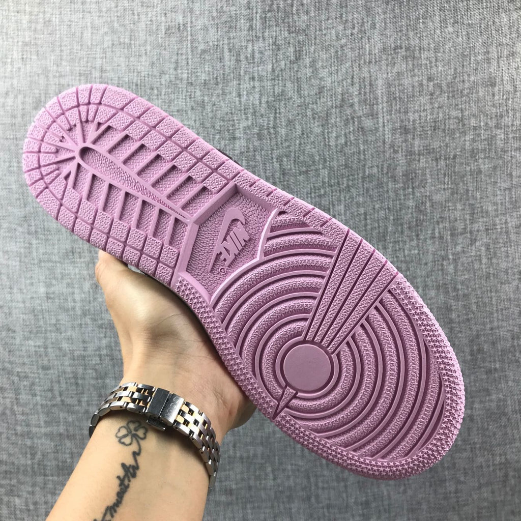Air Jordan 1 Retro High OG Sneakers in White Purple - product image from the listing.