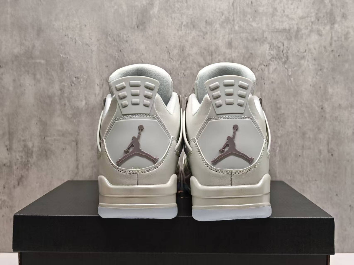 "Cool Grey" Air Jordan 4 Retro Cool Grey/Chrome/Dark Charcoal/Varsity Maize - product image from the listing.
