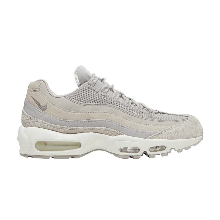 Cobblestone - Nike Air Max 95 SE - product image from the listing.