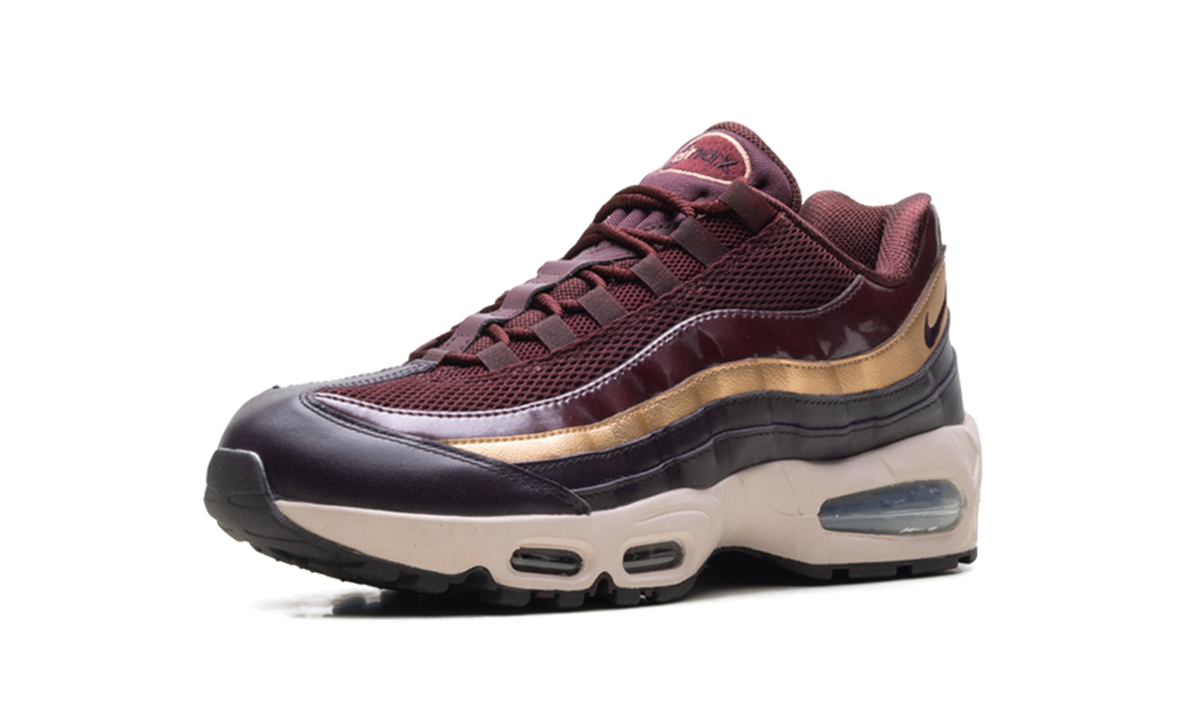 Women's Air Max 95 SE "Big Bubble Burgundy Crush" IB6398 600 - product image from the listing.