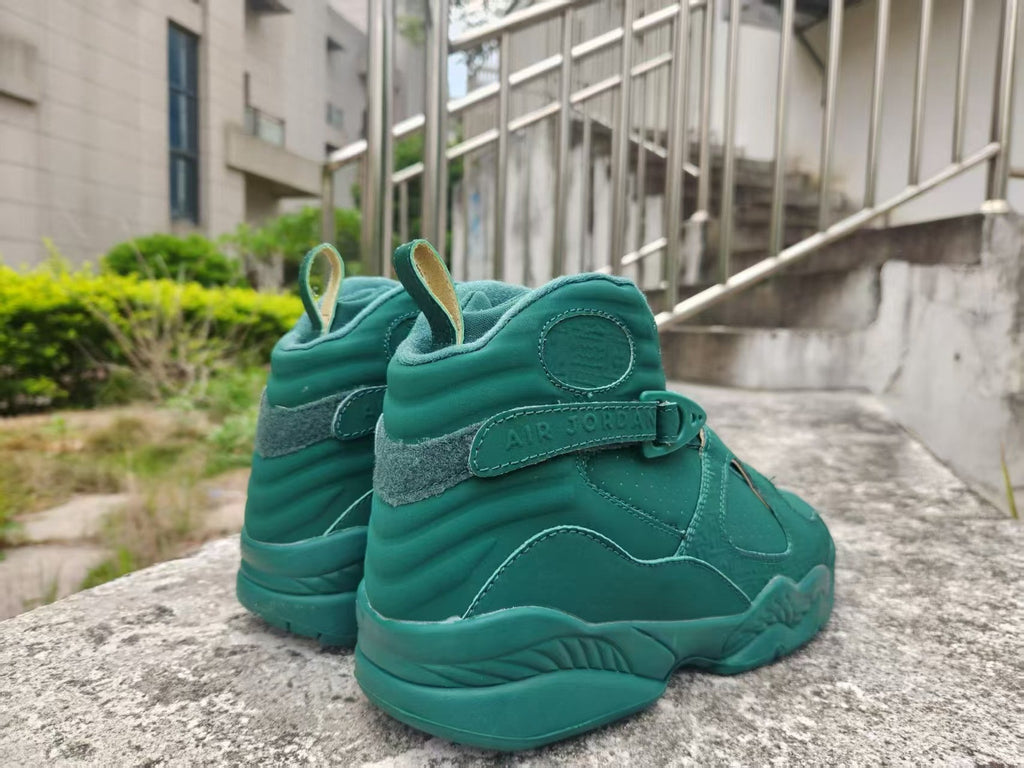 "New Jungle Green" Air Jordan 8 - product image from the listing.