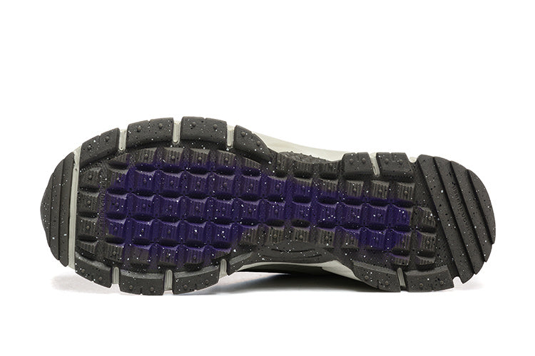 Nike Vomero Brown Trail-Style Trainers - product image from the listing.