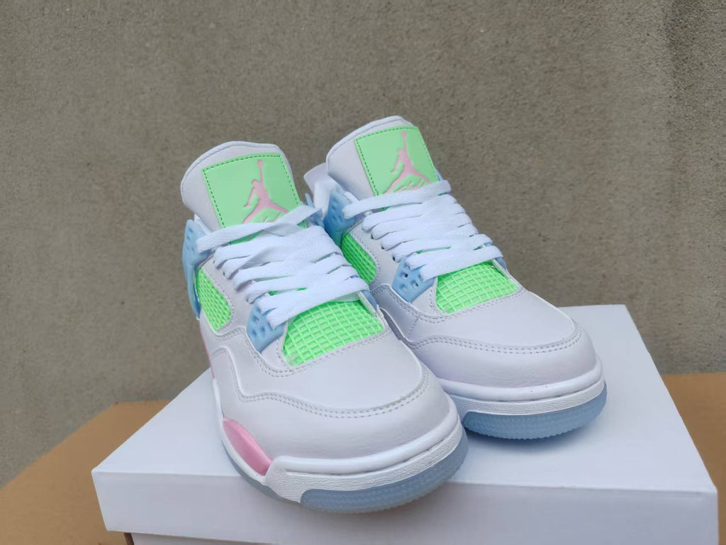 Valentine's Day - Air Jordan 4 GS - product image from the listing.