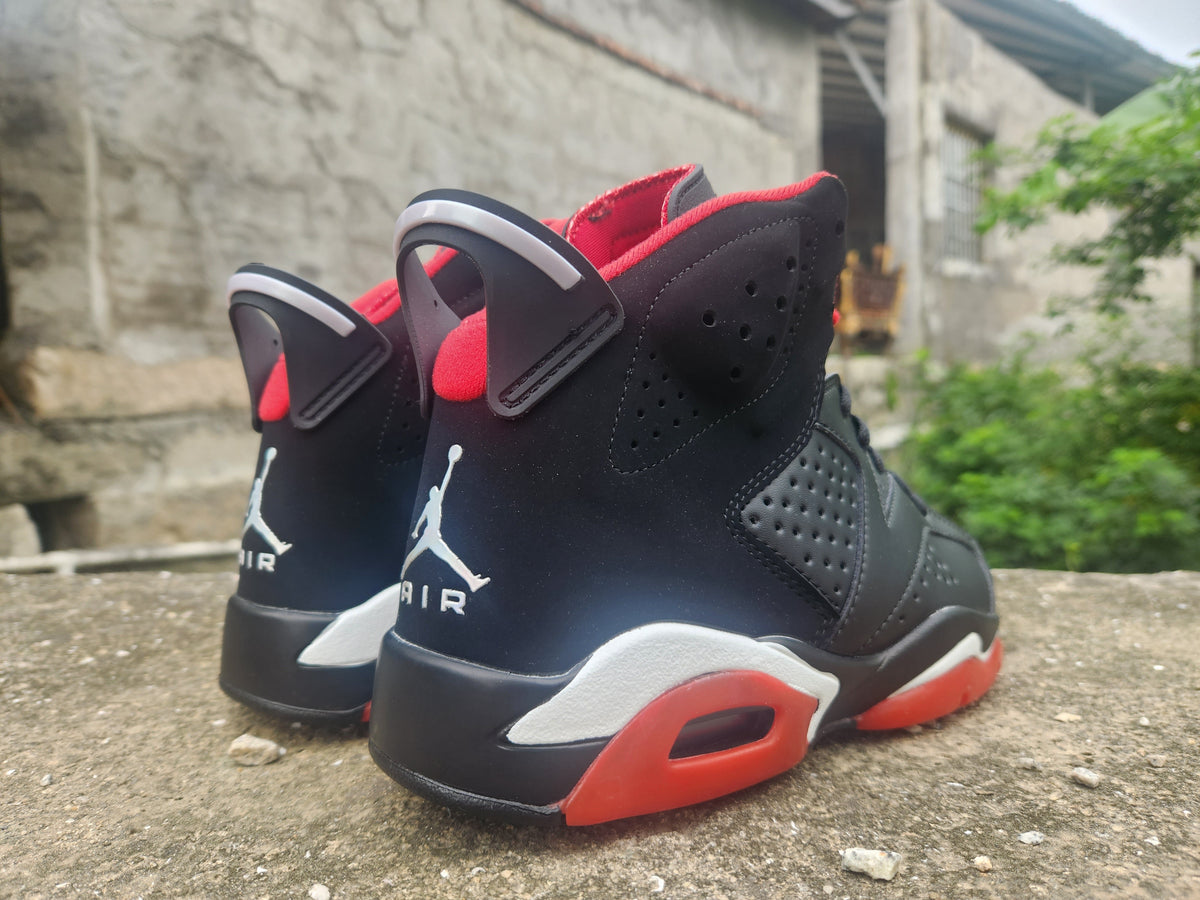 "Black Red Rainbow" Air Jordan 6 Retro - product image from the listing.