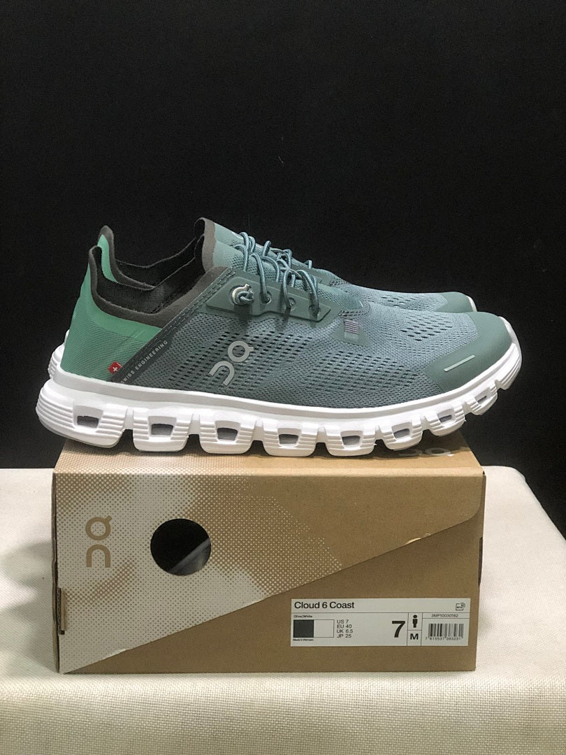 On Cloud 6 Coast Sneakers in Green - product image from the listing.